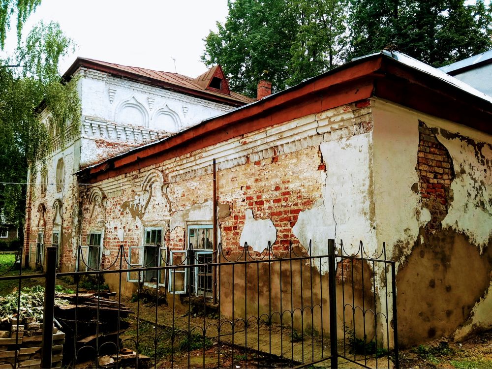 Церковь Иоанна Златоуста она построена в 1760 г